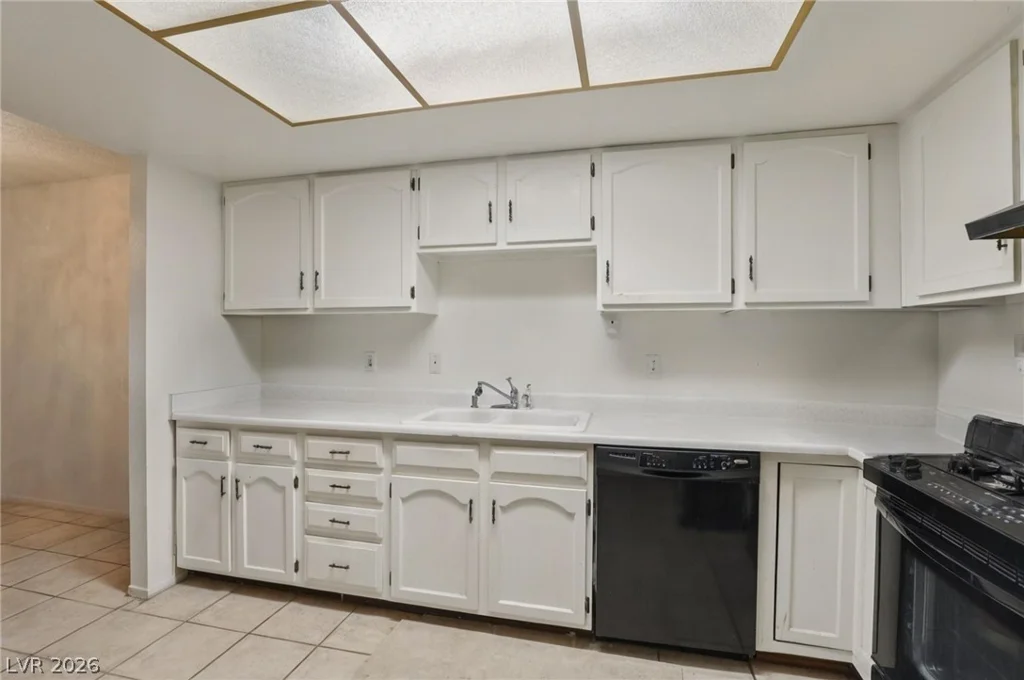 4742 Tierra Verde, Las Vegas, NV 89122