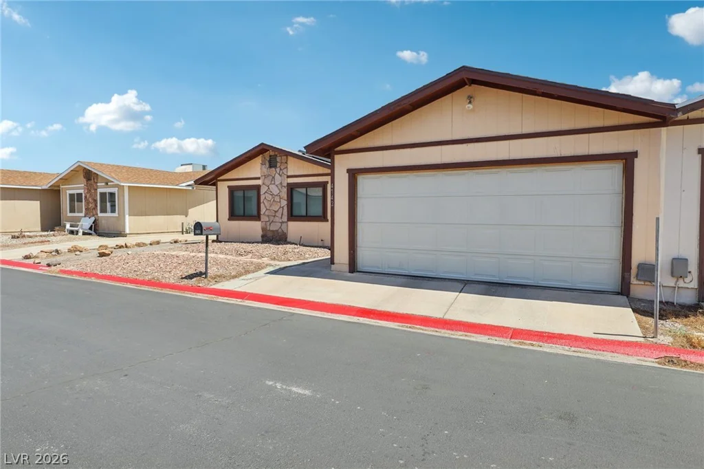 4742 Tierra Verde, Las Vegas, NV 89122