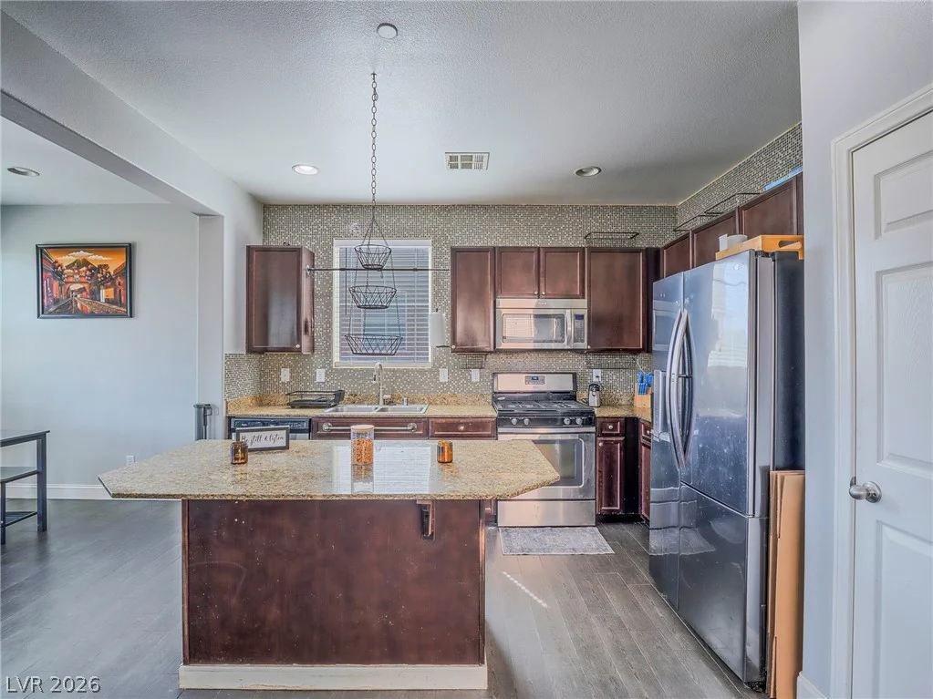 1040 Water Cove, Henderson, NV 89011