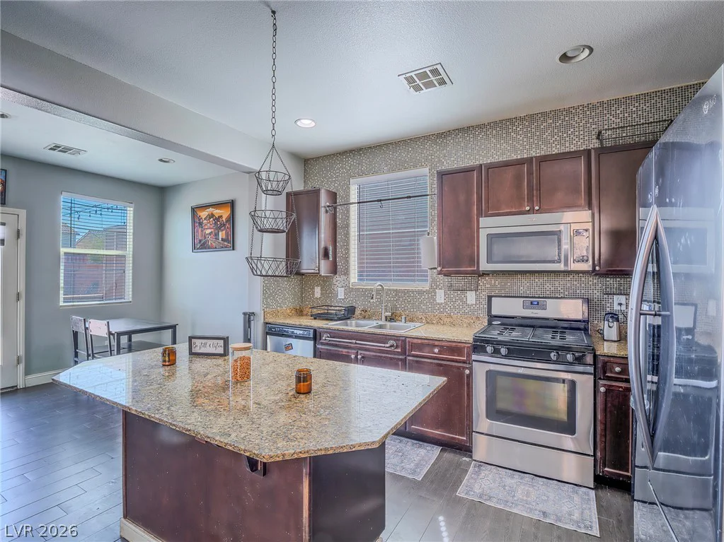 1040 Water Cove, Henderson, NV 89011