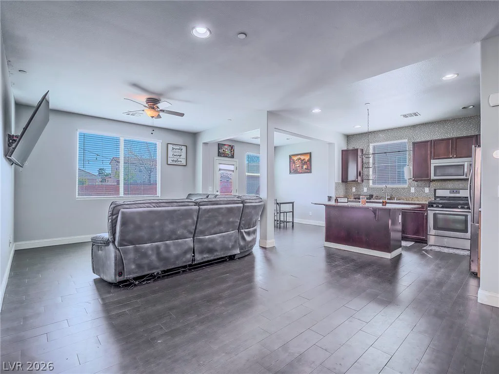 1040 Water Cove, Henderson, NV 89011