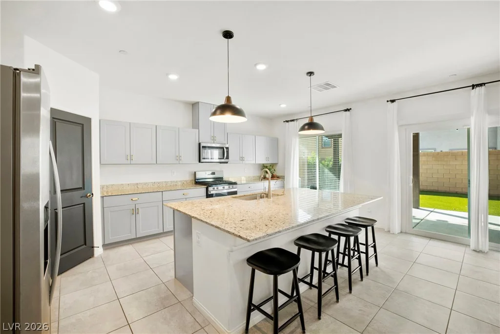 10963 Lancaster Park, Las Vegas, NV 89166