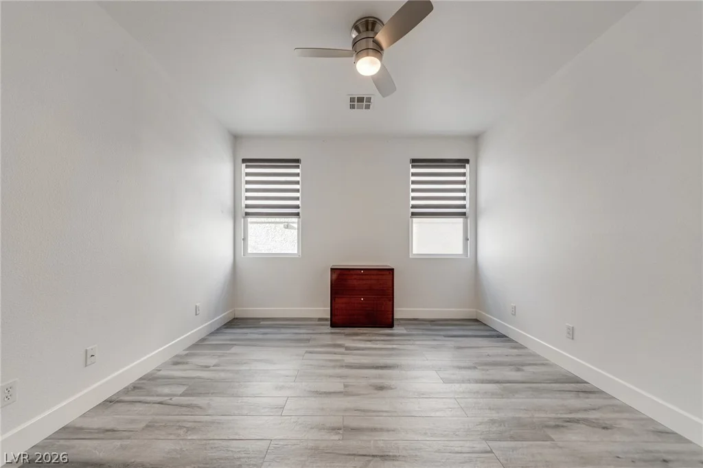 304 Nottinghill Gate, Las Vegas, NV 89145