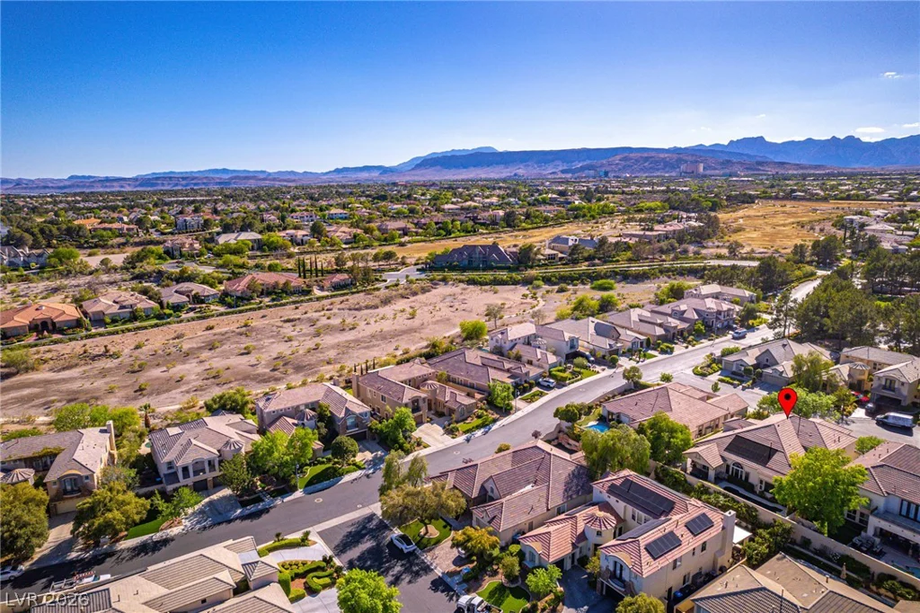 304 Nottinghill Gate, Las Vegas, NV 89145