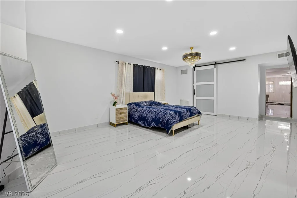 431 Fogg, Las Vegas, NV 89110
