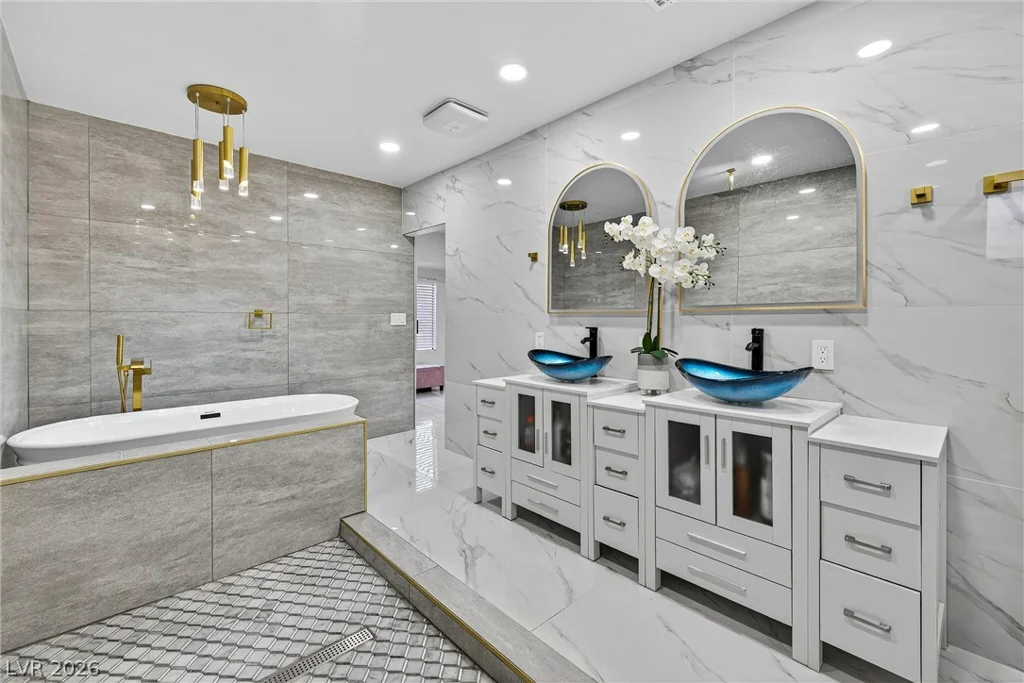 431 Fogg, Las Vegas, NV 89110