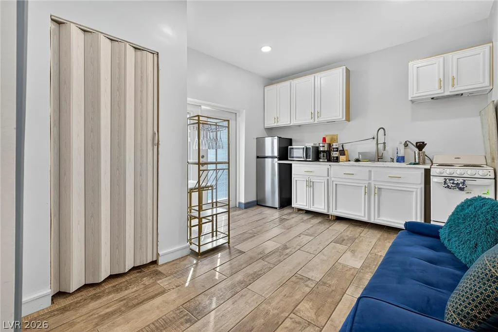 431 Fogg, Las Vegas, NV 89110