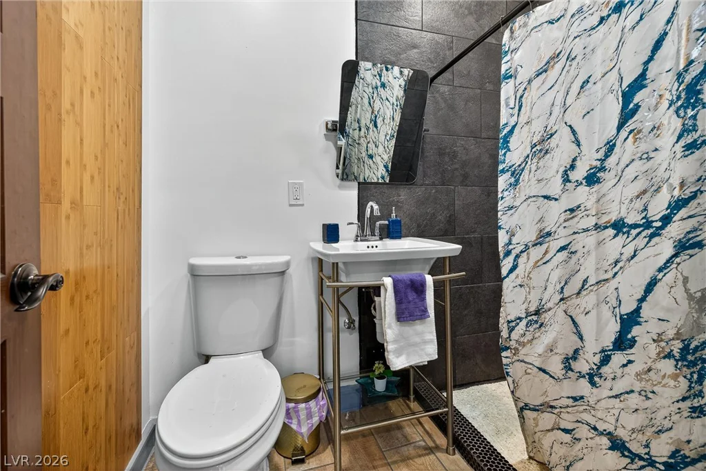 431 Fogg, Las Vegas, NV 89110