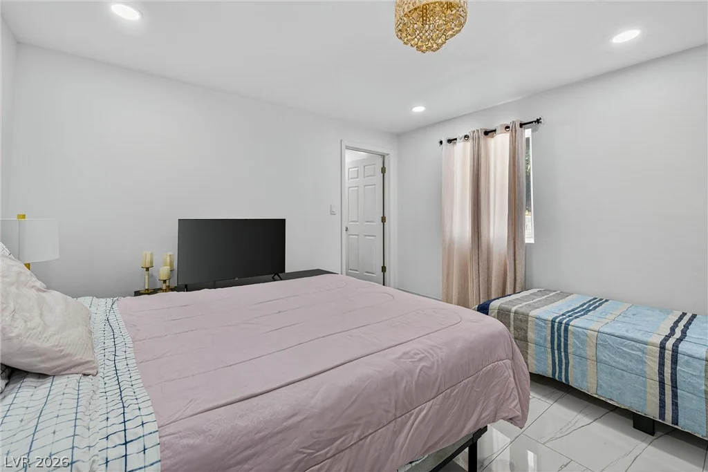 431 Fogg, Las Vegas, NV 89110