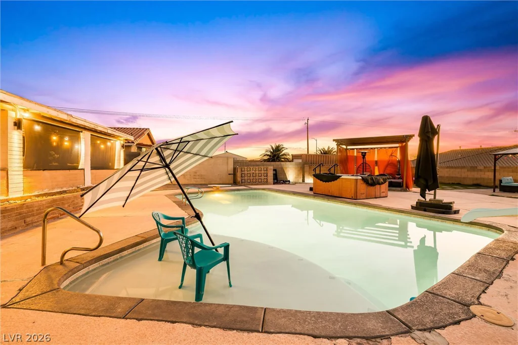 431 Fogg, Las Vegas, NV 89110