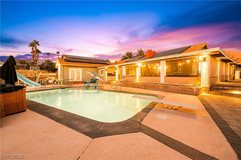 431 Fogg, Las Vegas, NV 89110