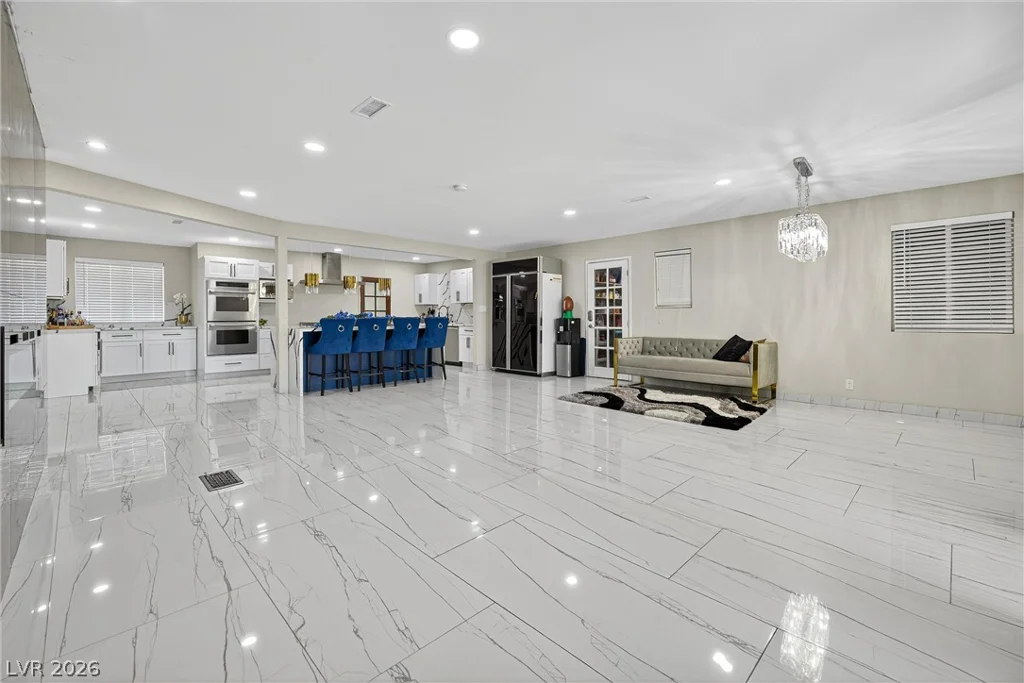 431 Fogg, Las Vegas, NV 89110