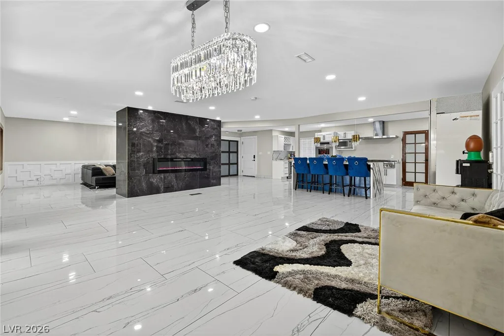 431 Fogg, Las Vegas, NV 89110