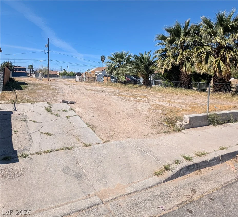 1927 Harvard, North Las Vegas, NV 89030