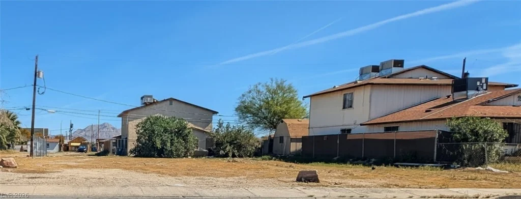 1927 Harvard, North Las Vegas, NV 89030