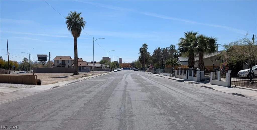 1927 Harvard, North Las Vegas, NV 89030