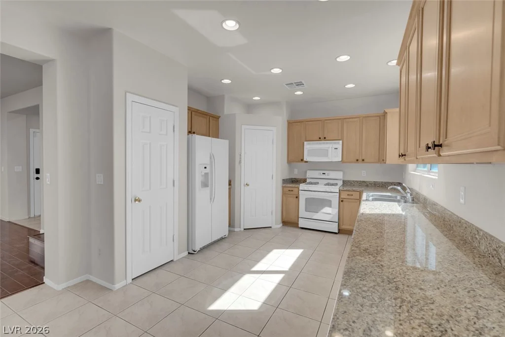 8833 Salvestrin Point, Las Vegas, NV 89148
