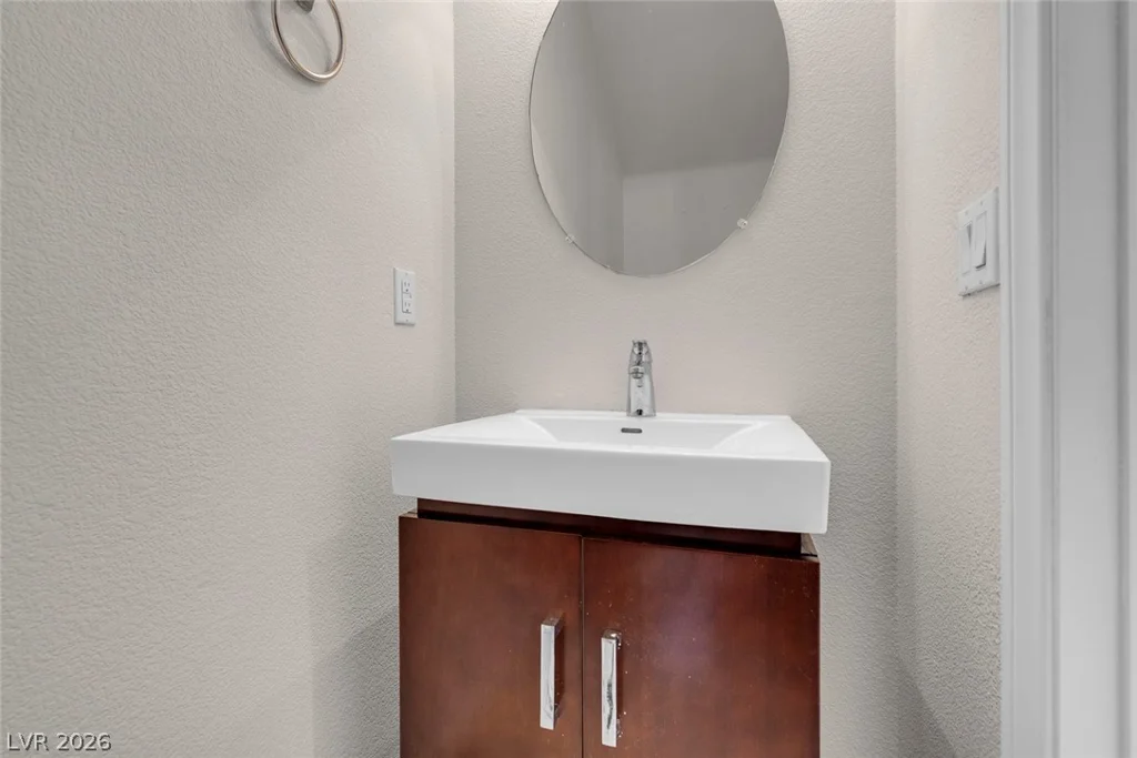 8833 Salvestrin Point, Las Vegas, NV 89148