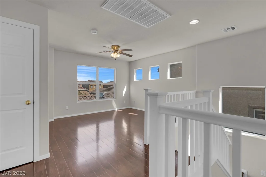 8833 Salvestrin Point, Las Vegas, NV 89148