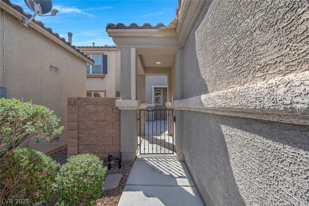 8833 Salvestrin Point, Las Vegas, NV 89148
