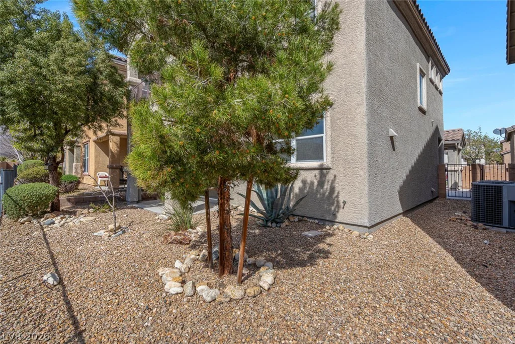 8833 Salvestrin Point, Las Vegas, NV 89148