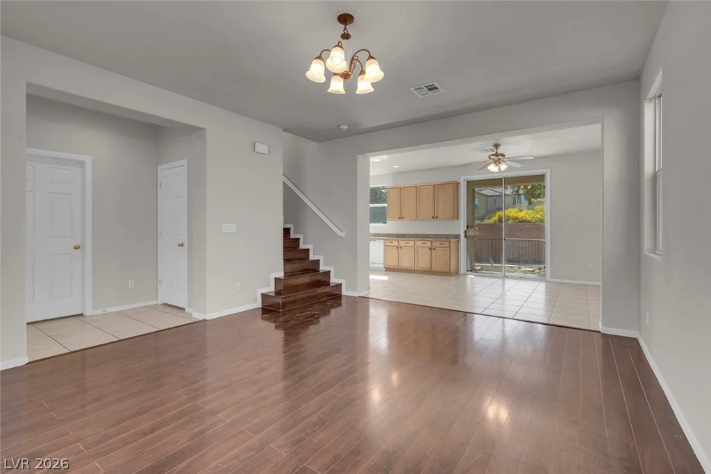 8833 Salvestrin Point, Las Vegas, NV 89148
