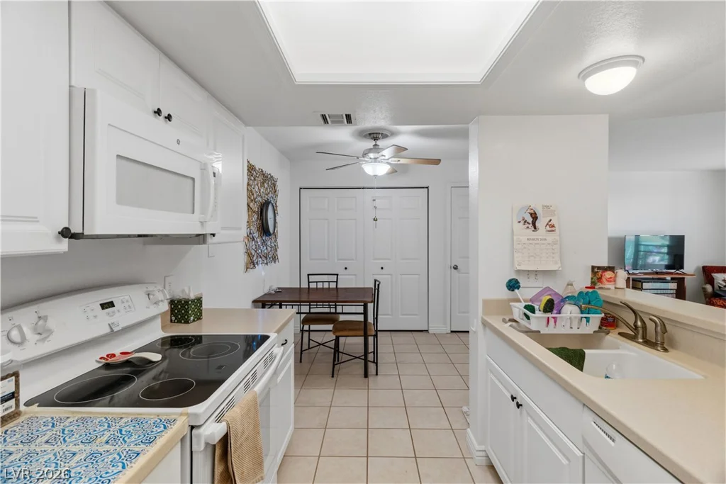 3550 Bay Sands, Laughlin, NV 89029