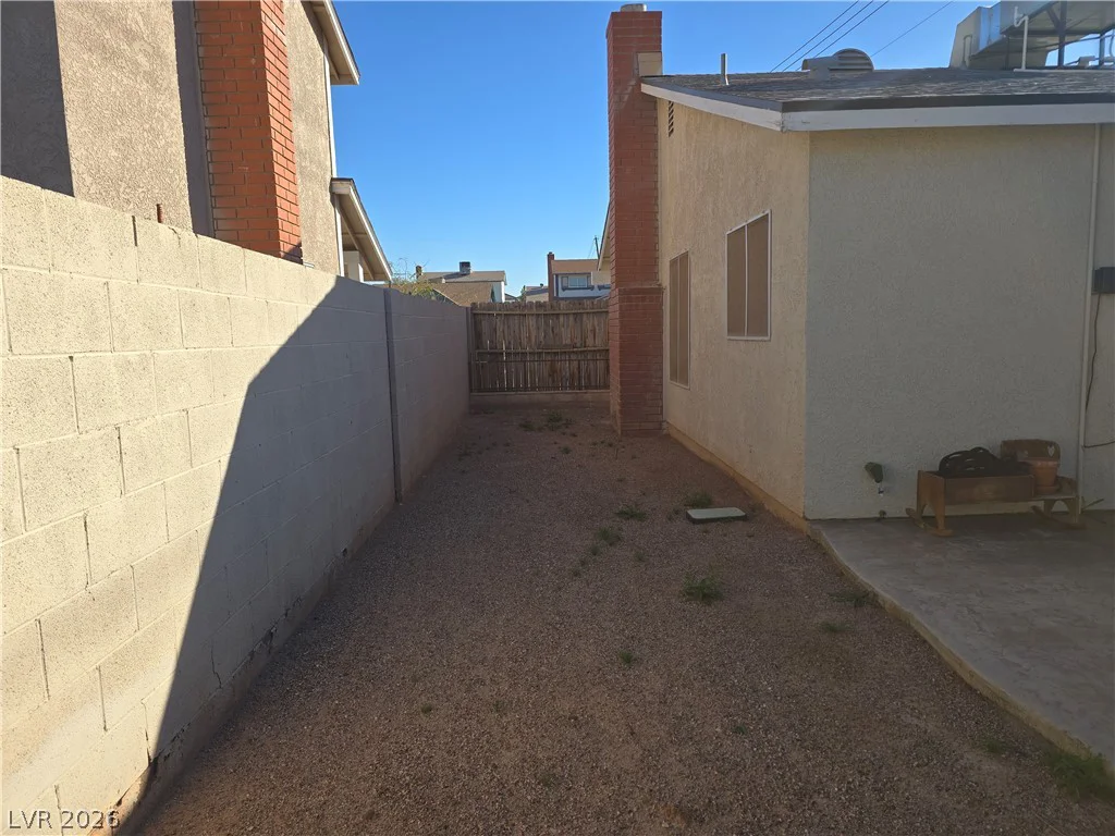 6676 Fredonia, Las Vegas, NV 89108