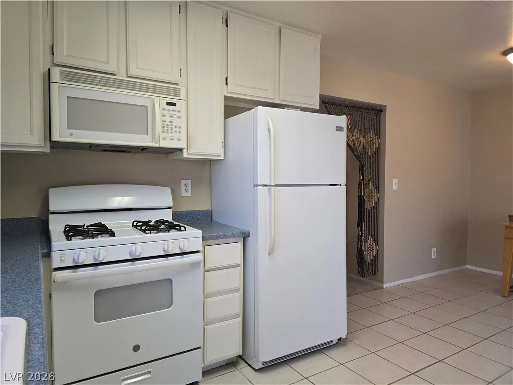 6676 Fredonia, Las Vegas, NV 89108