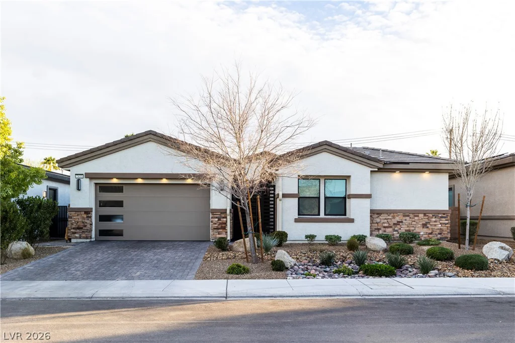 7433 Deschutes, Las Vegas, NV 89129