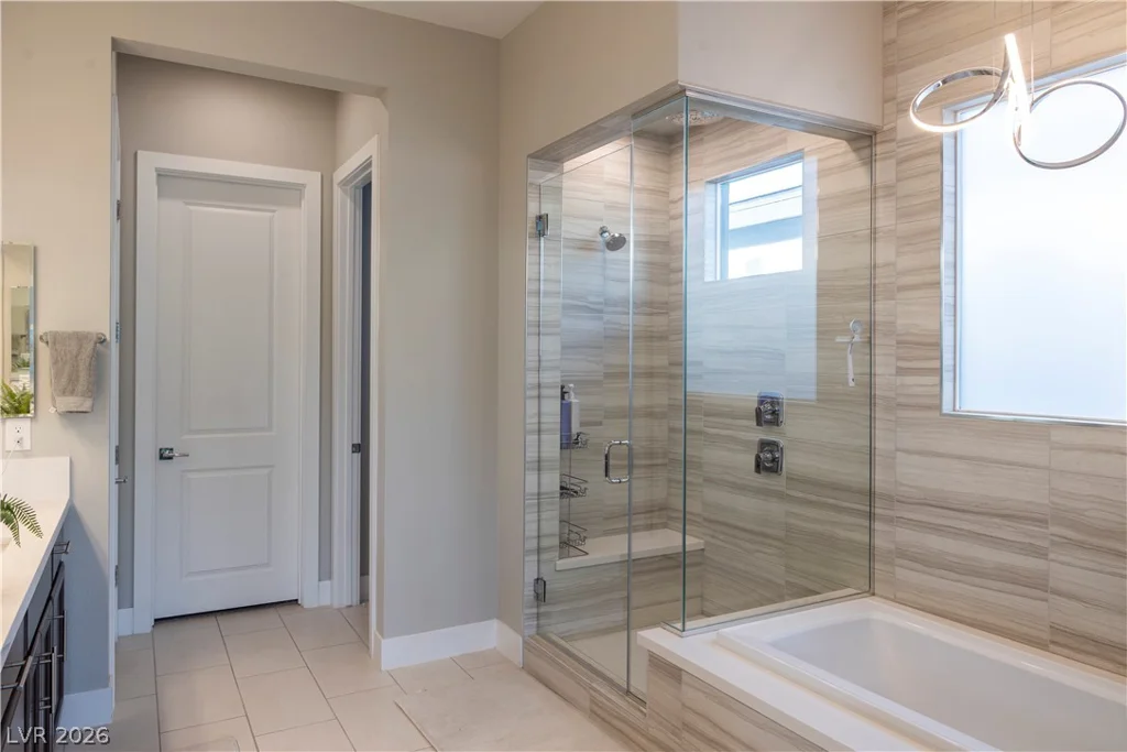7433 Deschutes, Las Vegas, NV 89129