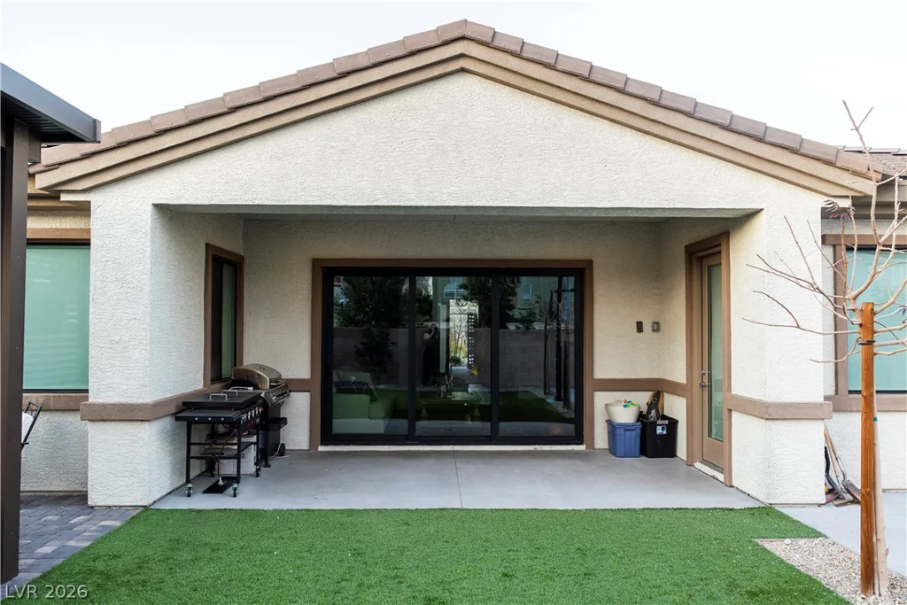 7433 Deschutes, Las Vegas, NV 89129
