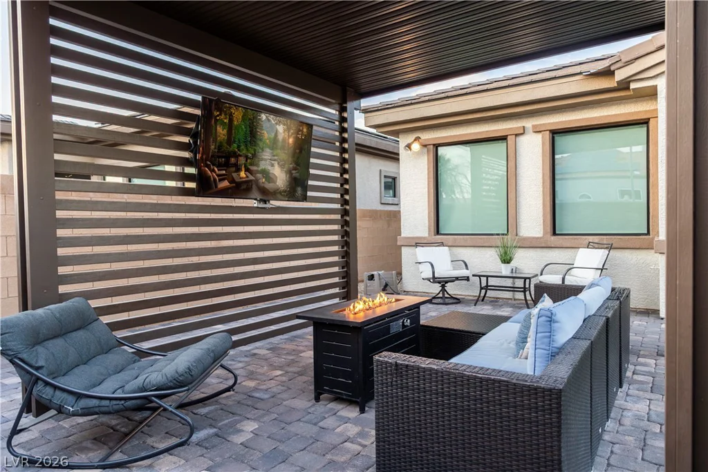 7433 Deschutes, Las Vegas, NV 89129