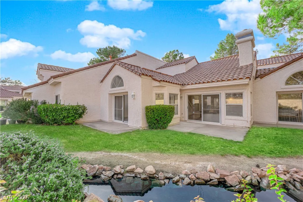 6940 Emerald Springs, Las Vegas, NV 89113