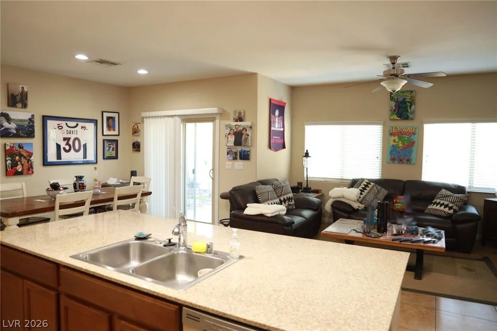 2851 Rough Green, Las Vegas, NV 89117