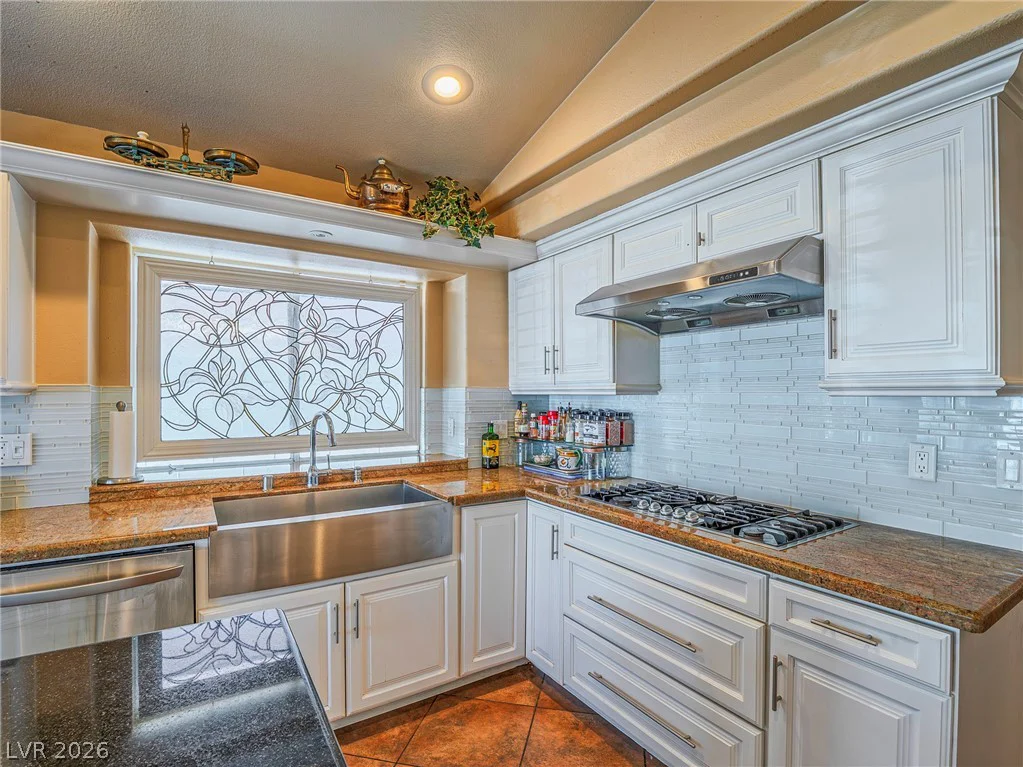 8245 Arch Bay, Las Vegas, NV 89128