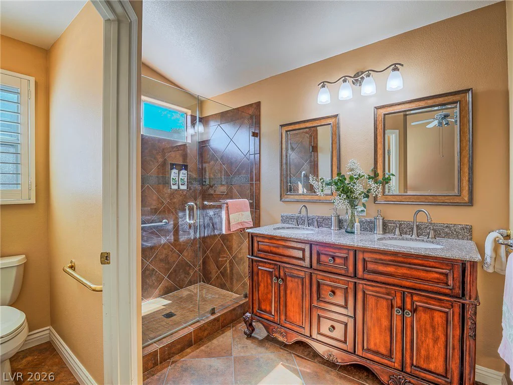 8245 Arch Bay, Las Vegas, NV 89128
