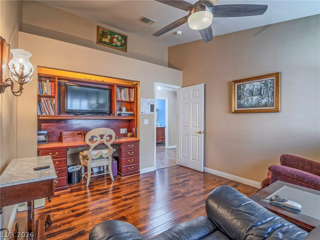 8245 Arch Bay, Las Vegas, NV 89128