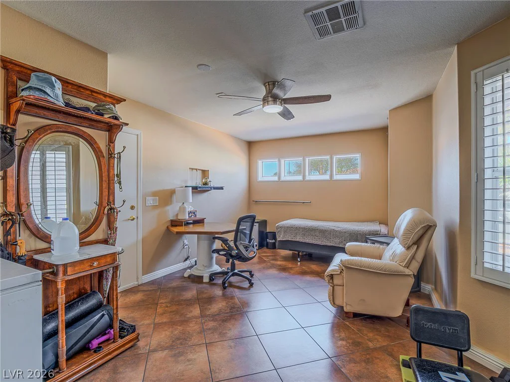8245 Arch Bay, Las Vegas, NV 89128