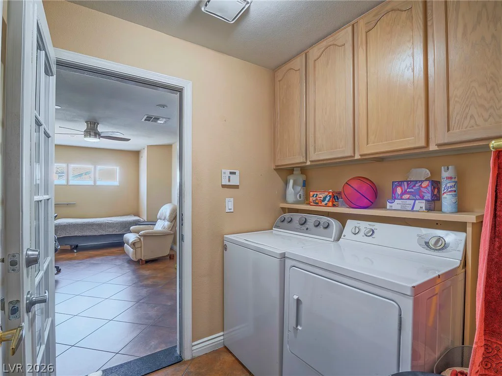 8245 Arch Bay, Las Vegas, NV 89128
