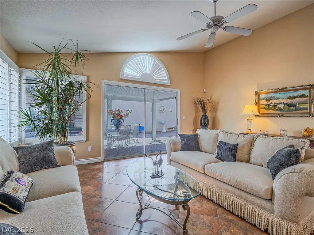 8245 Arch Bay, Las Vegas, NV 89128