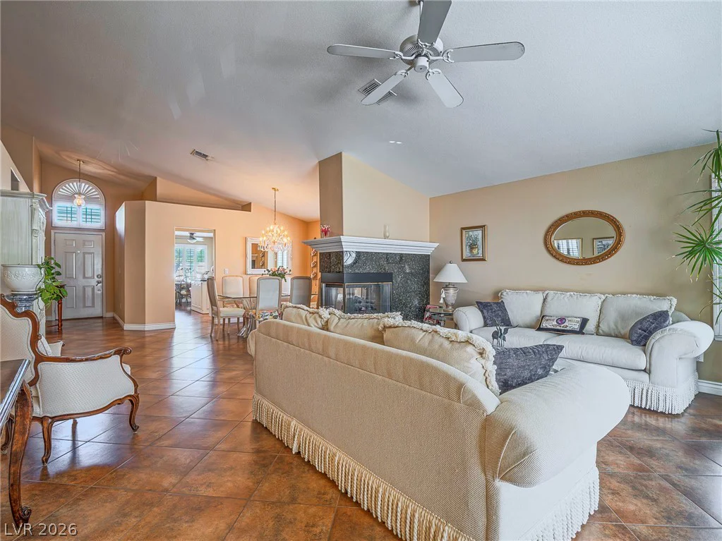 8245 Arch Bay, Las Vegas, NV 89128