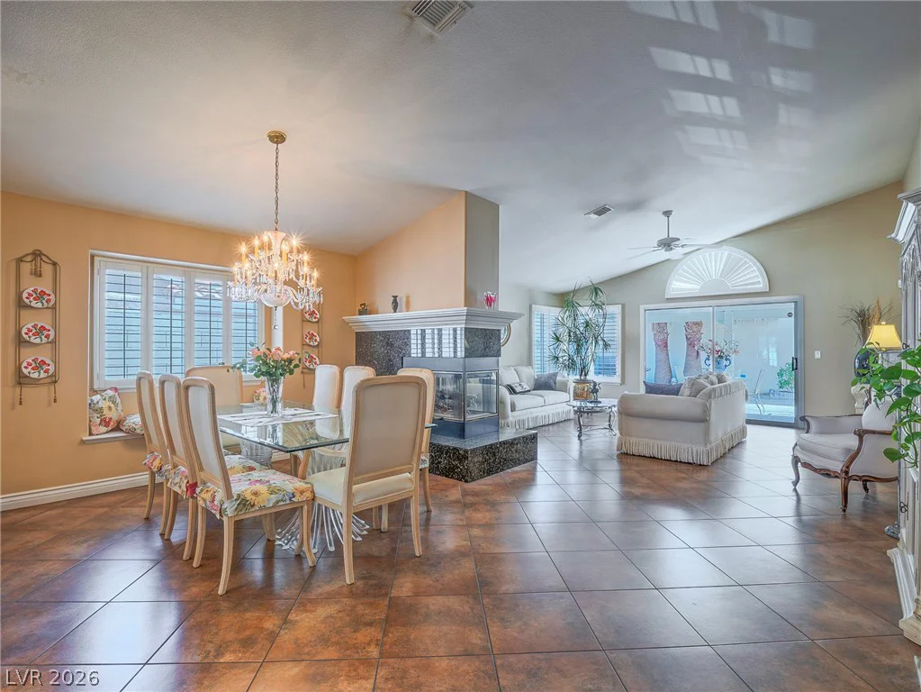 8245 Arch Bay, Las Vegas, NV 89128
