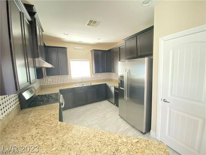 9562 Volk, Las Vegas, NV 89178
