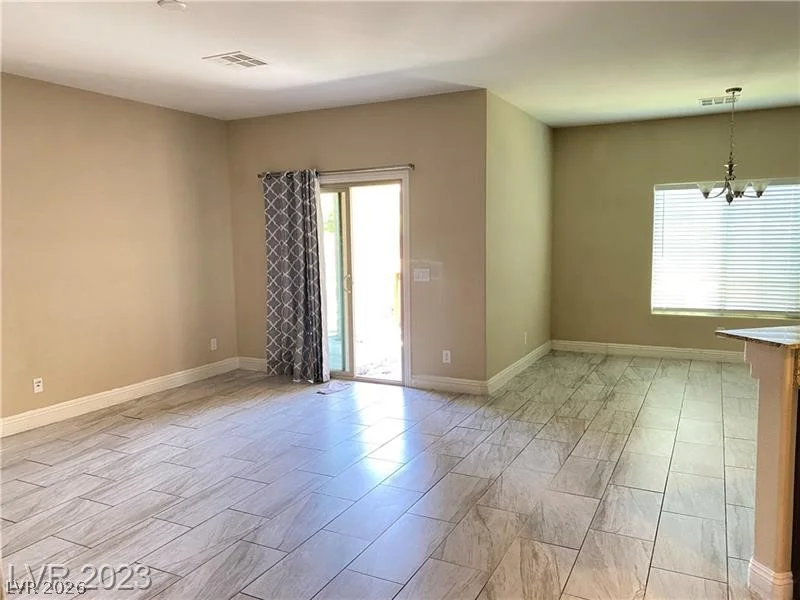 9562 Volk, Las Vegas, NV 89178