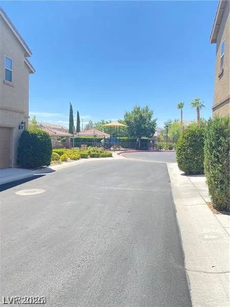 9562 Volk, Las Vegas, NV 89178