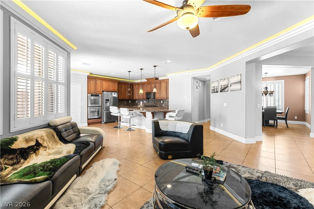 6855 Desert Island, Las Vegas, NV 89149