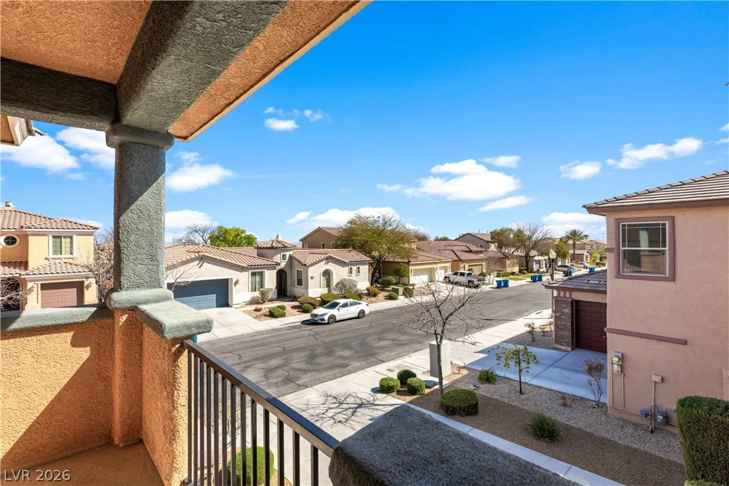 6855 Desert Island, Las Vegas, NV 89149