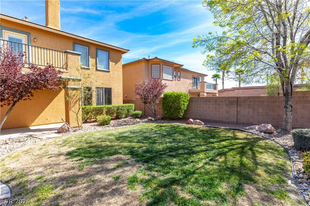 6855 Desert Island, Las Vegas, NV 89149