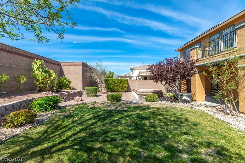 6855 Desert Island, Las Vegas, NV 89149